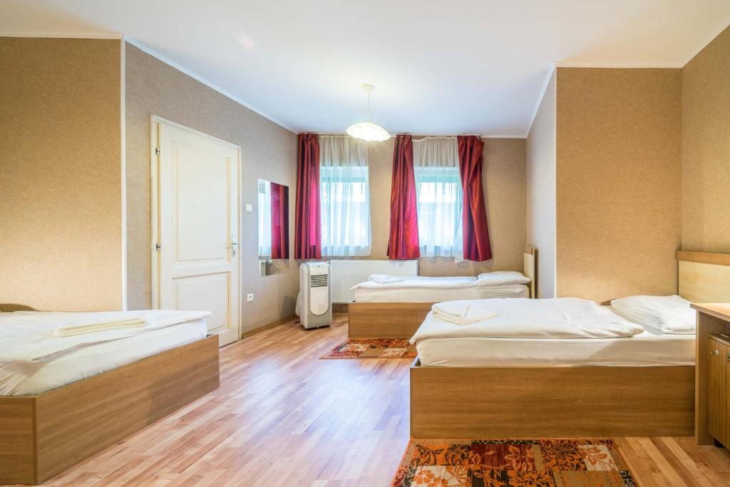 Четырехместный (Четырехместный номер), Silver Hotel Budapest City Center