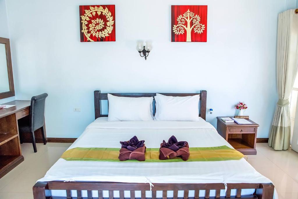 Двухместный (Улучшенный двухместный номер с 1 кроватью) курортного отеля Ananda Villa, Ко Тао