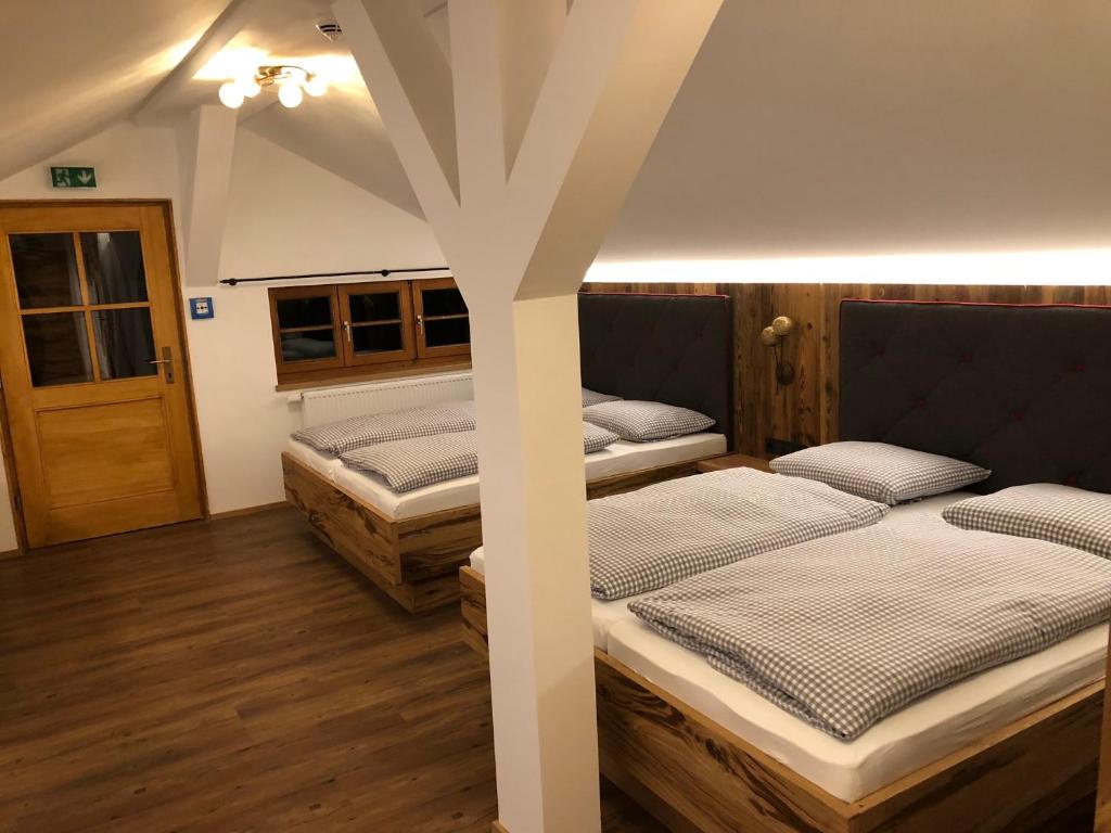 Семейный (Семейный номер), Berggasthof Obere Firstalm