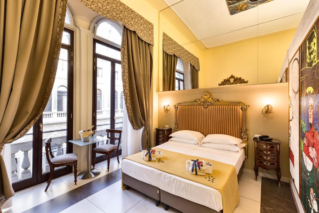 Двухместный (Двухместный номер Делюкс с 1 кроватью или 2 отдельными кроватями) отеля Hotel Art Resort Galleria Umberto, Неаполь