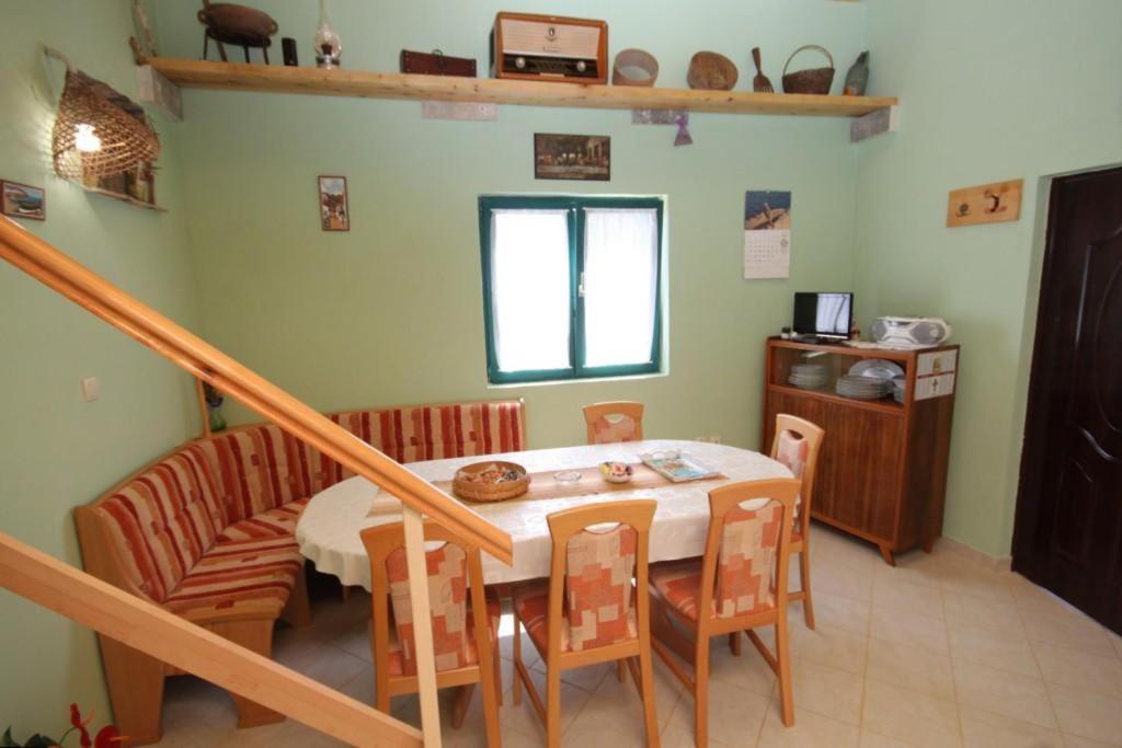 Номер (Дом для отпуска с 3 спальнями), Holiday Home Uvala Soline 8222