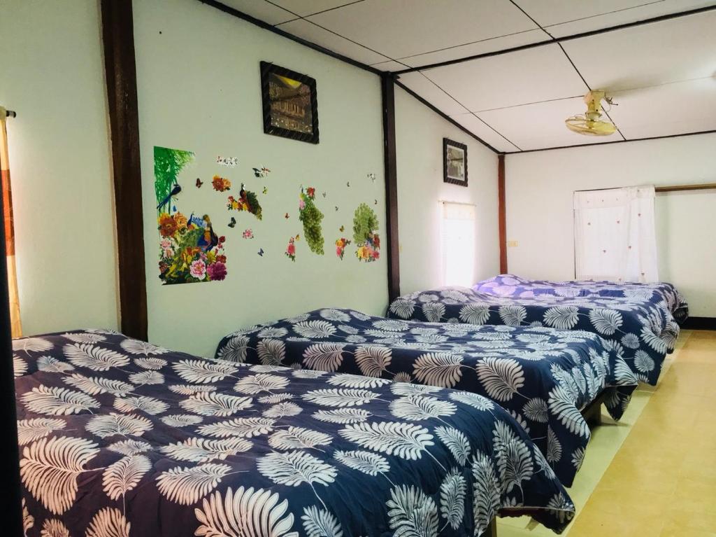 Номер (Кровать в общем 6-местном номере для мужчин и женщин) хостела Chiang Dao Hostel, Чиангмай