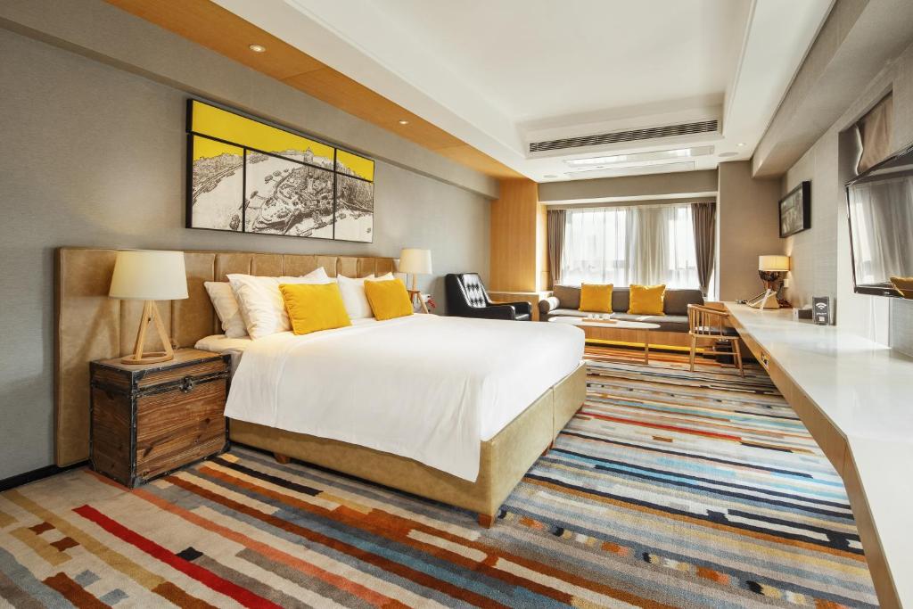 Двухместный (Номер Делюкс с кроватью размера «queen-size») отеля Baobo Boutique Hotel, Чунцин