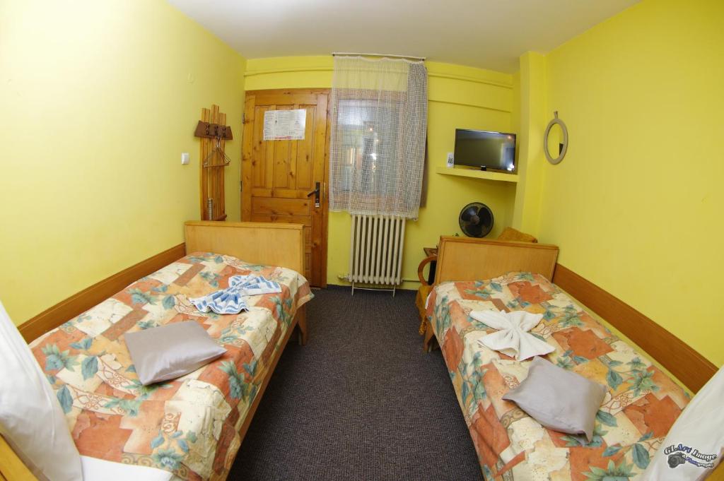 Двухместный (Двухместный номер с 2 отдельными кроватями) гостевого дома Pensiunea Irina, Дева