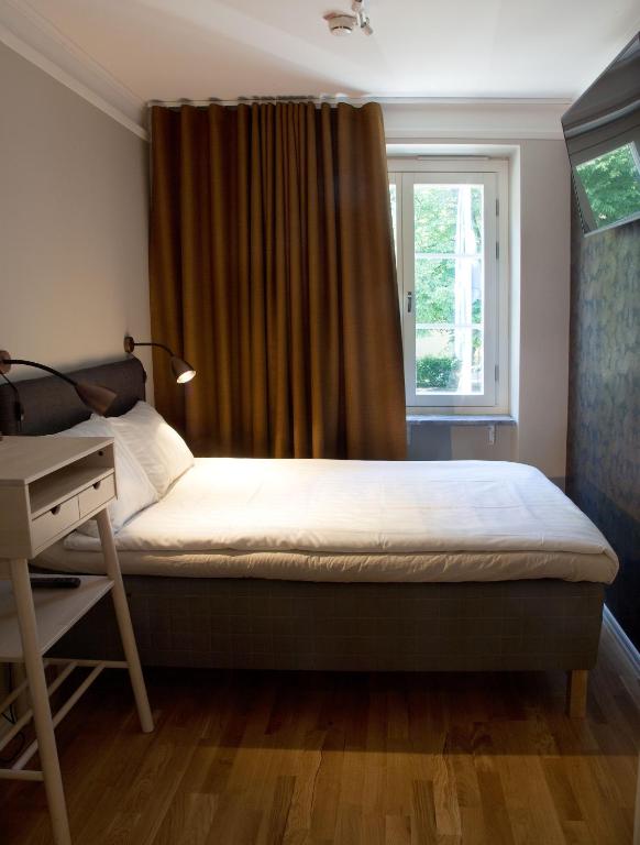 Одноместный (Бюджетный одноместный номер с общей ванной комнатой) отеля Nya Södra Hotellet, Норчёпинг
