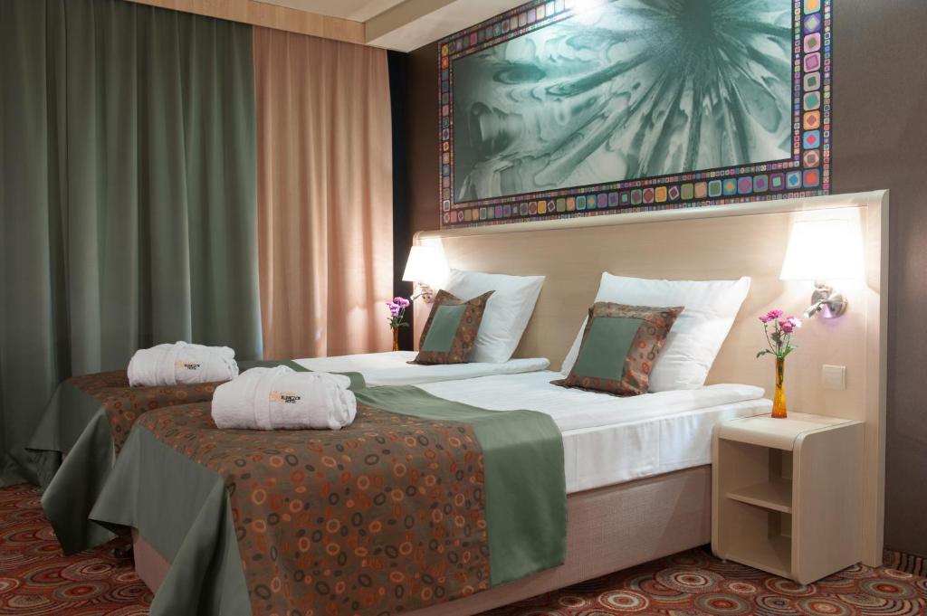 Двухместный (Стандартный двухместный номер с 1 кроватью или 2 отдельными кроватями) отеля Hotel Klimczok Resort&Spa, Щирк