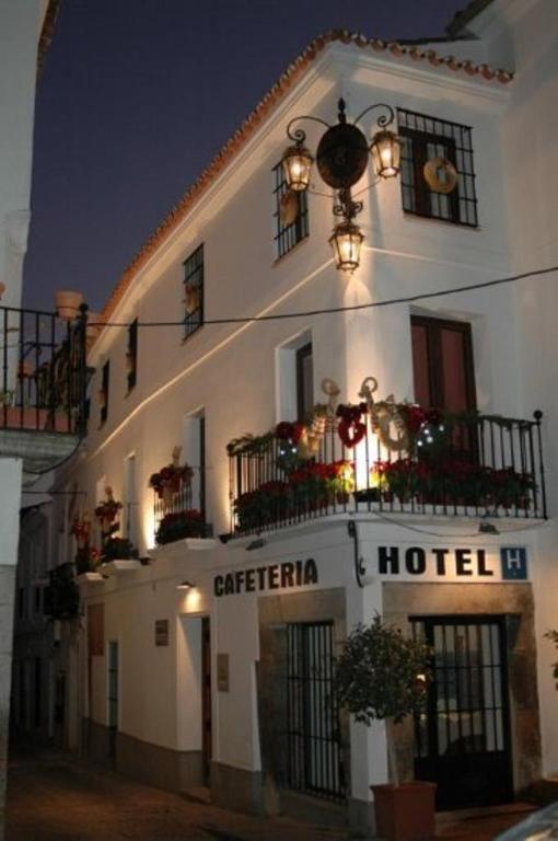 Отель Hotel Plaza Grande, Севилья