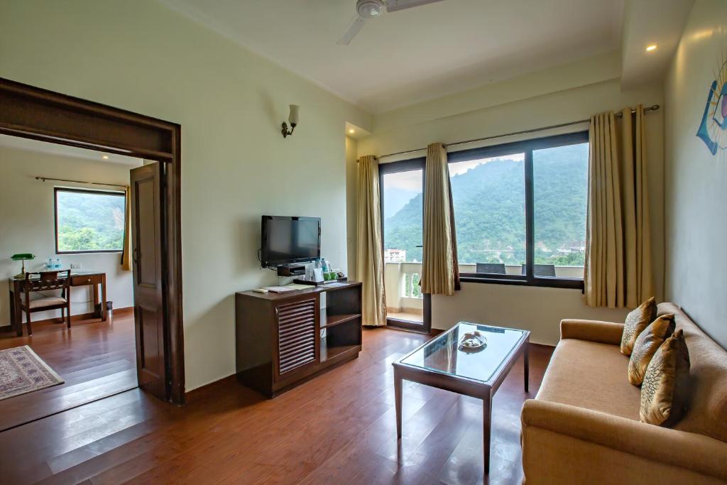 Сьюит (Суперлюкс) отеля Dewa Retreat - A Himalayan Boutique Hotel, Ришикеш