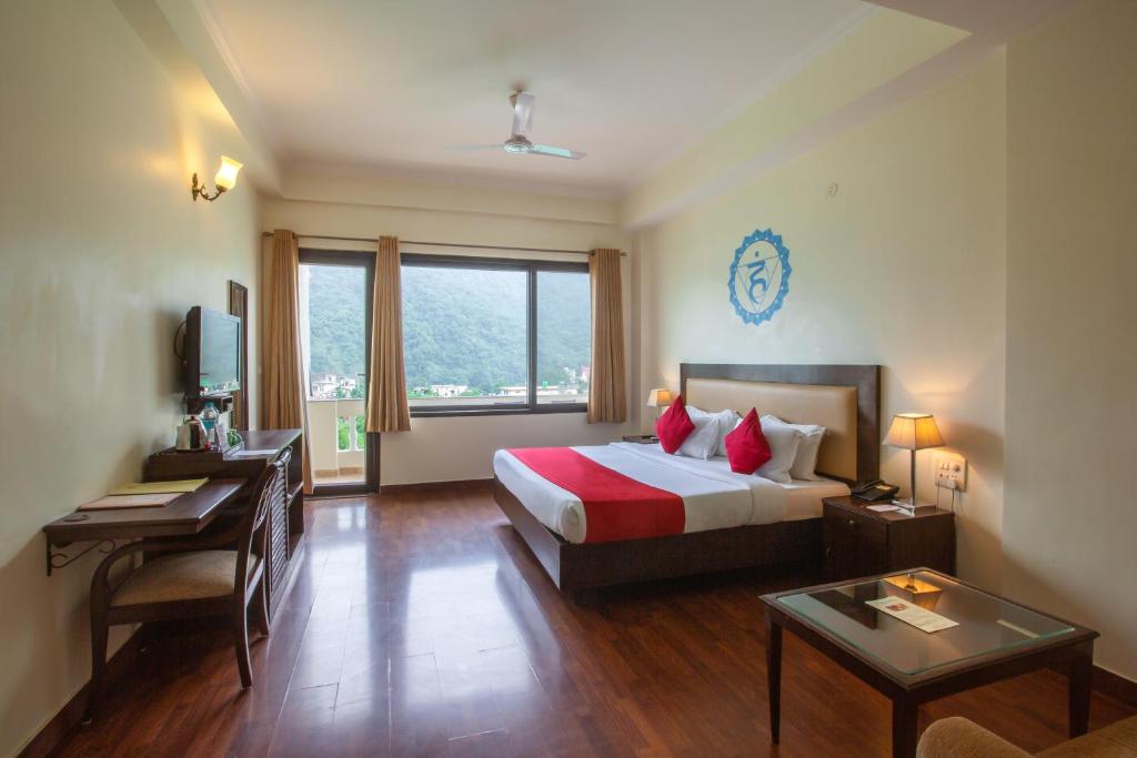 Двухместный (Двухместный номер Супер Делюкс с 1 кроватью или 2 отдельными кроватями) отеля Dewa Retreat - A Himalayan Boutique Hotel, Ришикеш