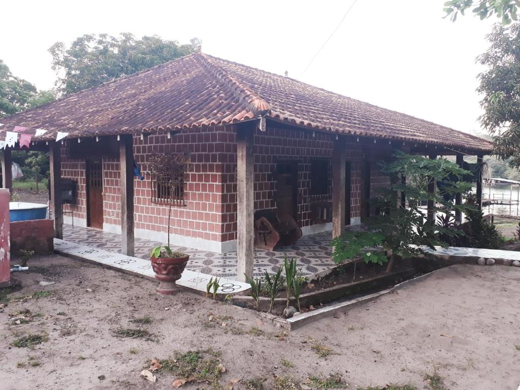 Гостевой дом Recanto Ana Cajueiro, Сантарен