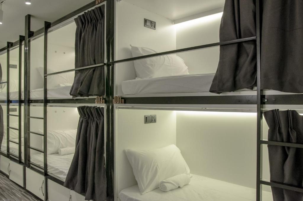 Номер (Спальное место на двухъярусной кровати в общем номере для женщин) отеля Summer House Bukit Bintang, Куала-Лумпур