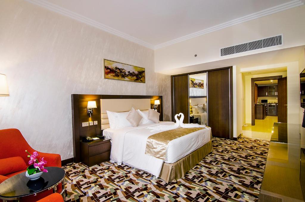 Сьюит (Al Murooj Suite) отеля Al Murooj Grand Hotel, Маскат