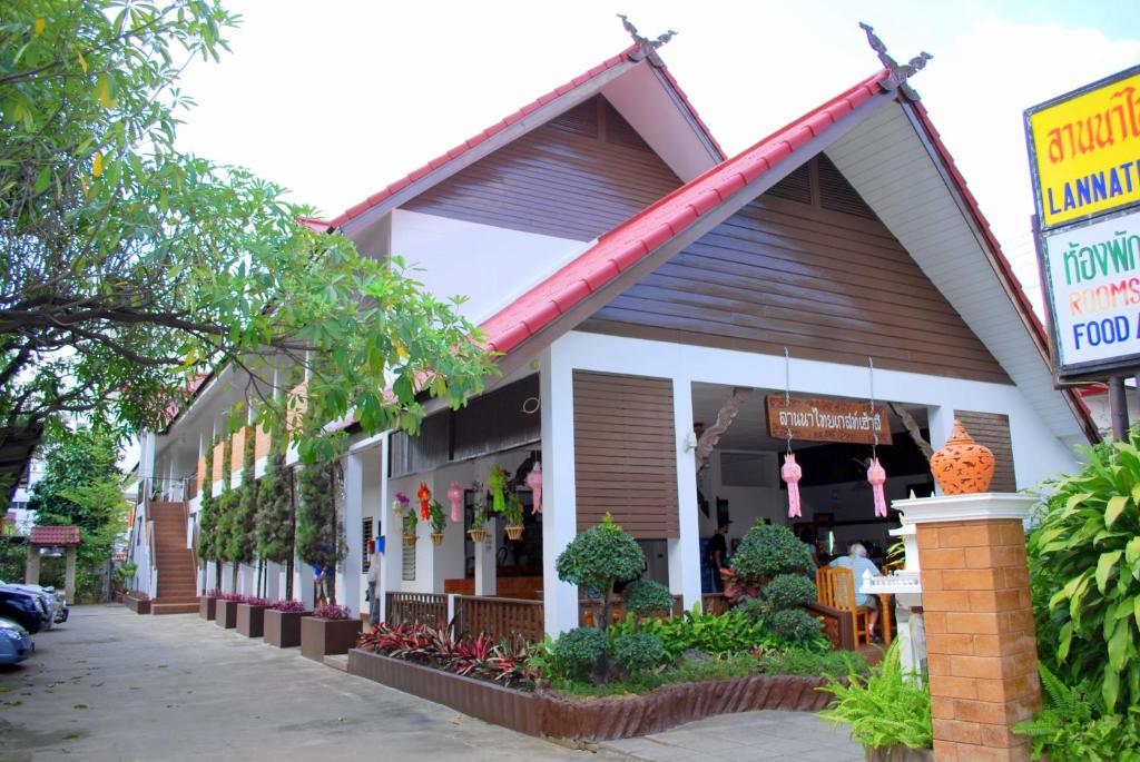 Lanna Thai Guesthouse
