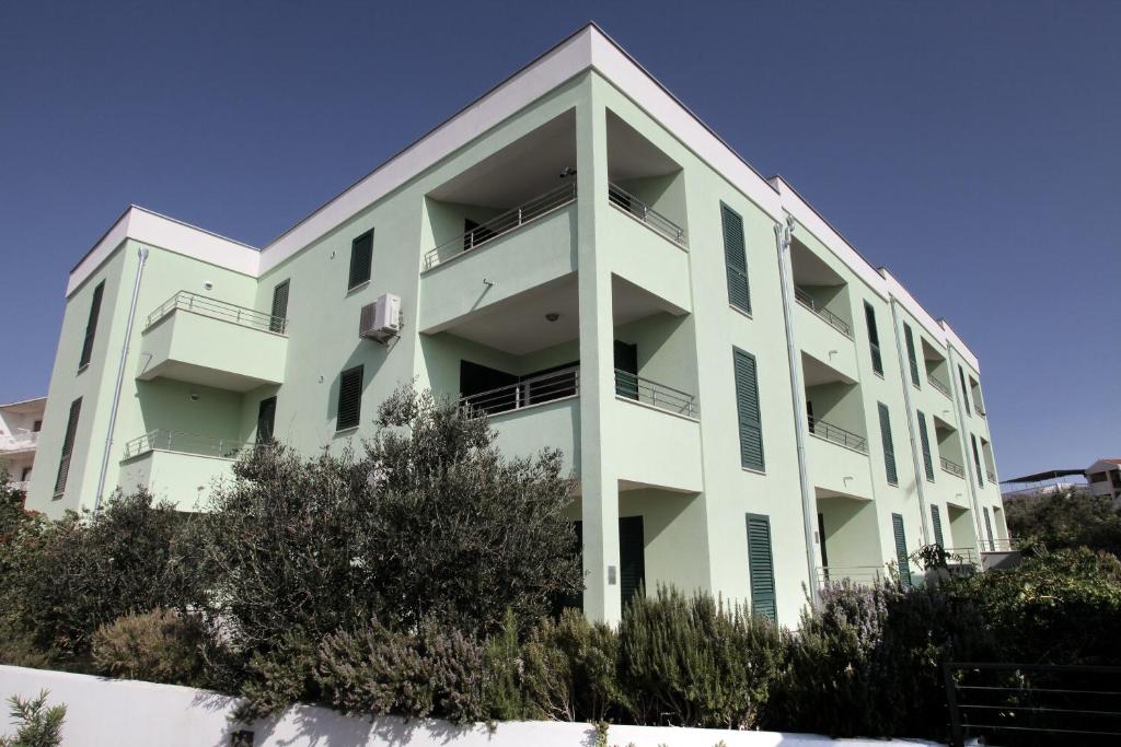 Апартаменты (Апартаменты с 2 спальнями и частичным видом на море) апартамента Apartments Delta, Трогир
