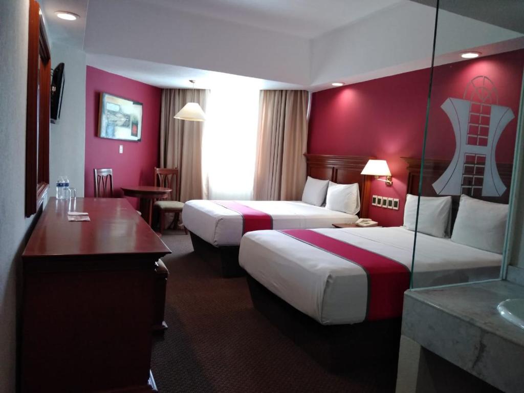 Двухместный (Двухместный номер с 2 двуспальными кроватями) отеля Hotel Lois Veracruz, Веракрус