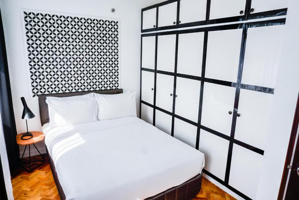 Сьюит (Special Offer – One Bedroom Premium Executive – Full Board) отеля Parque España Residence Hotel Managed by HII, Манила