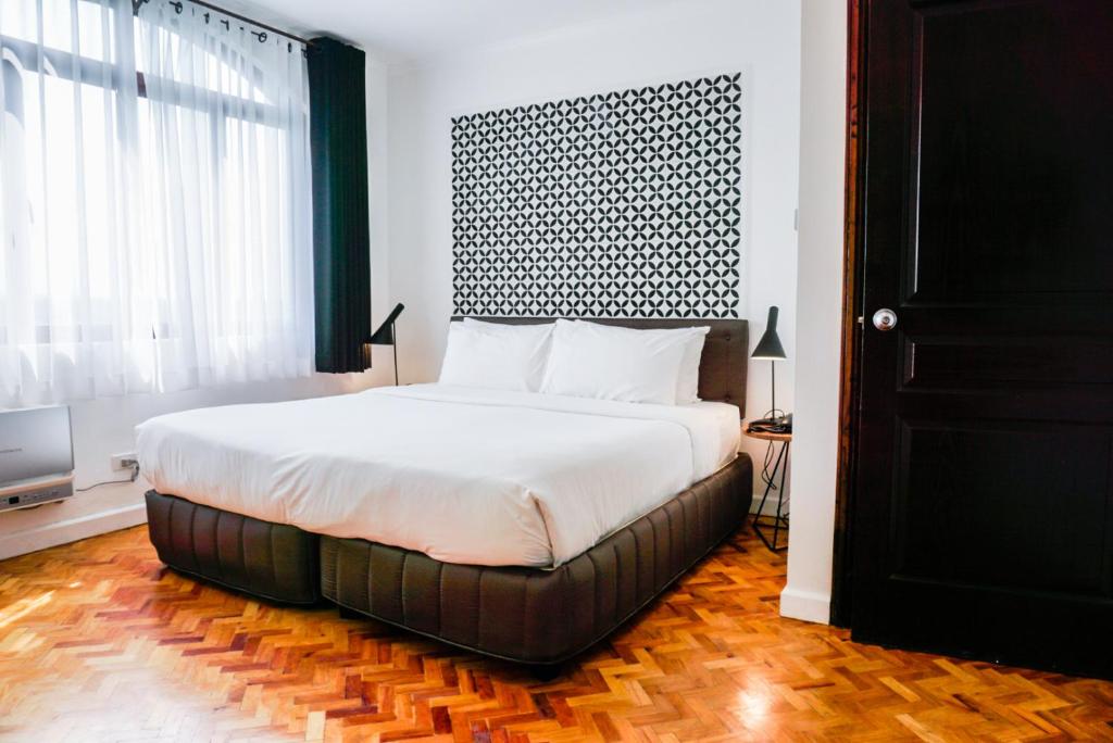 Апартаменты (Special Offer - Three Bedroom Premium Suite - Full Board) отеля Parque España Residence Hotel Managed by HII, Манила