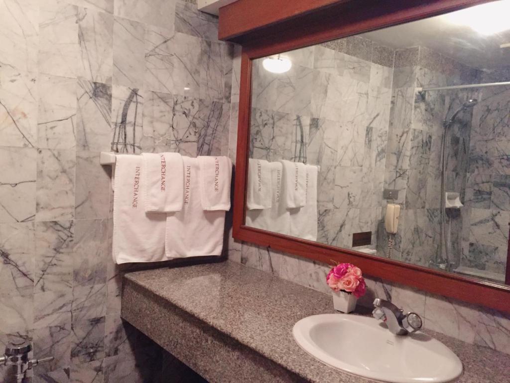 Двухместный (Двухместный номер Делюкс с 1 кроватью или 2 отдельными кроватями), Отель Interchange Tower Serviced