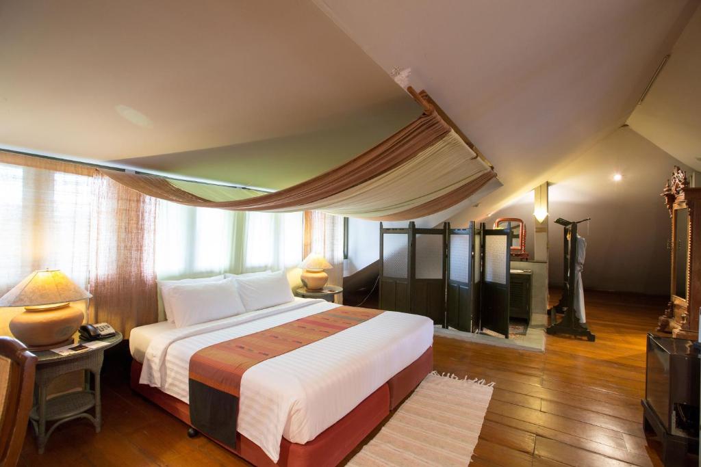 Сьюит (Двухуровневый люкс) курортного отеля The Imperial Chiang Mai Resort & Sports Club, Чиангмай