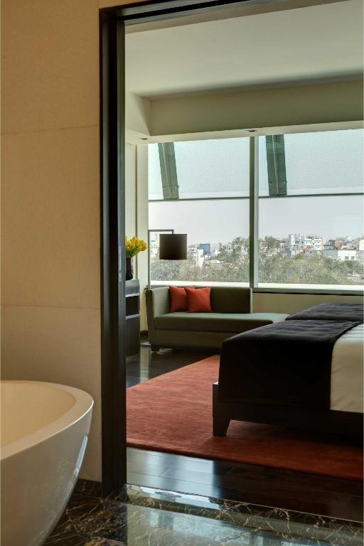 Апартаменты (Two-Bedroom Apartment - 20% Discount on Food & Beverages) отеля Park Hyatt Hyderabad, Хайдарабад