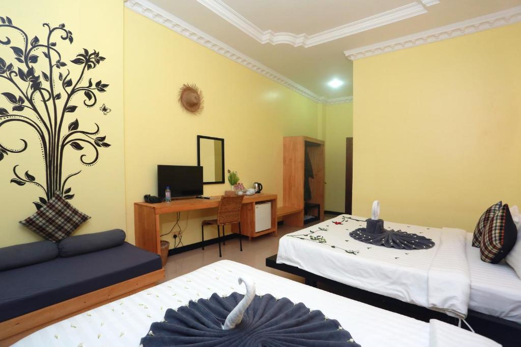 Семейный (Deluxe Family Room @ Free Pickup), Central Indochine D'angkor Hotel