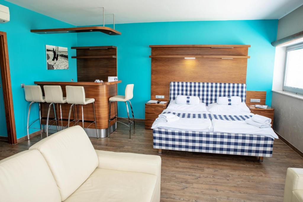 Двухместный (Captain Cabin - Deluxe Double Room with Bath), Restaurant & Design Hotel Noem Arch