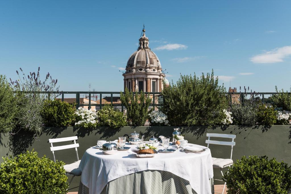 Сьюит (Люкс с садом на крыше) отеля Residenza Napoleone III, Рим