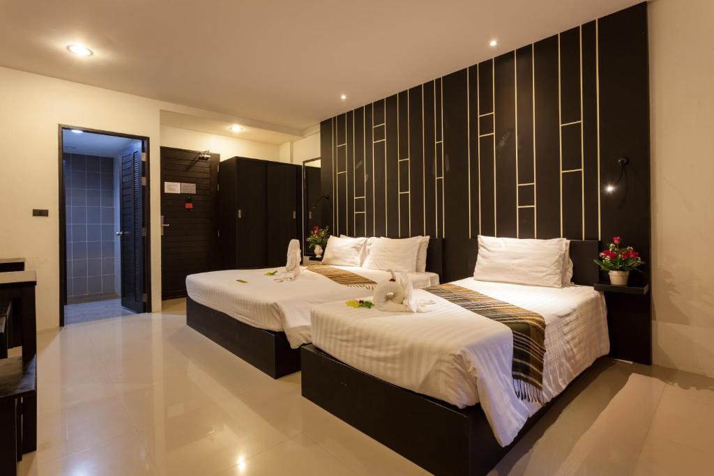 Трехместный (Трехместный номер Делюкс) курортного отеля Aonang Viva Resort, Краби