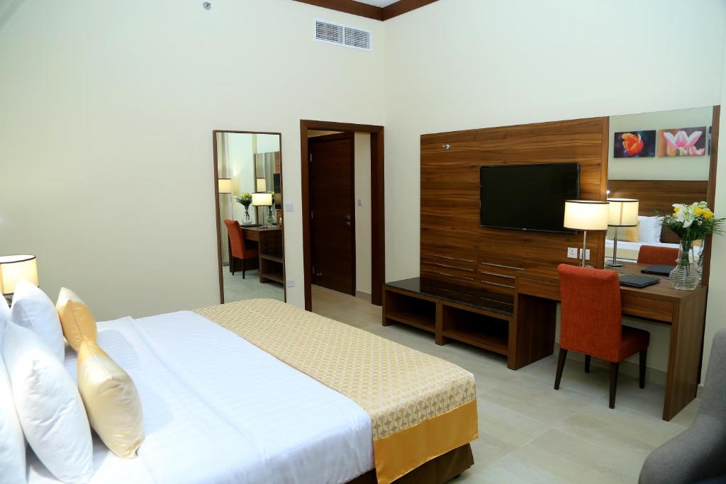 Апартаменты (Апартаменты «Премиум» с 1 спальней) апарт-отеля Tulip Al Barsha Hotel Apartment, Дубай