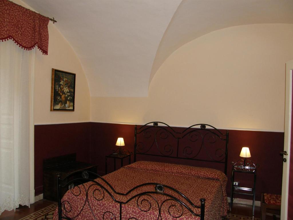 Двухместный (Двухместный номер с 1 кроватью и собственной ванной комнатой вне номера) гостевого дома Il Gattopardo House, Катания
