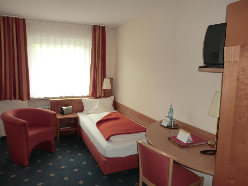 Одноместный (Одноместный номер) отеля Hotel Altenberg, Баден-Баден
