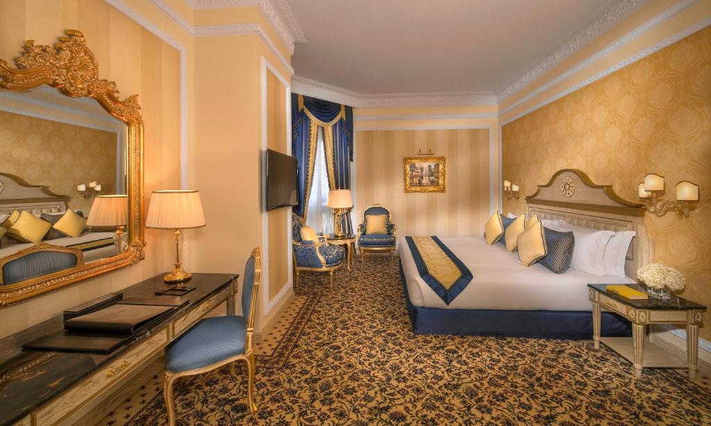 Сьюит (Люкс с 1 спальней) отеля Royal Rose Hotel, Абу-Даби