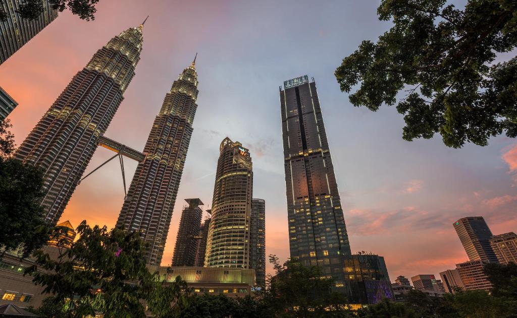 Сьюит (Президентский люкс с кроватью размера «king-size»), Four Seasons Hotel Kuala Lumpur