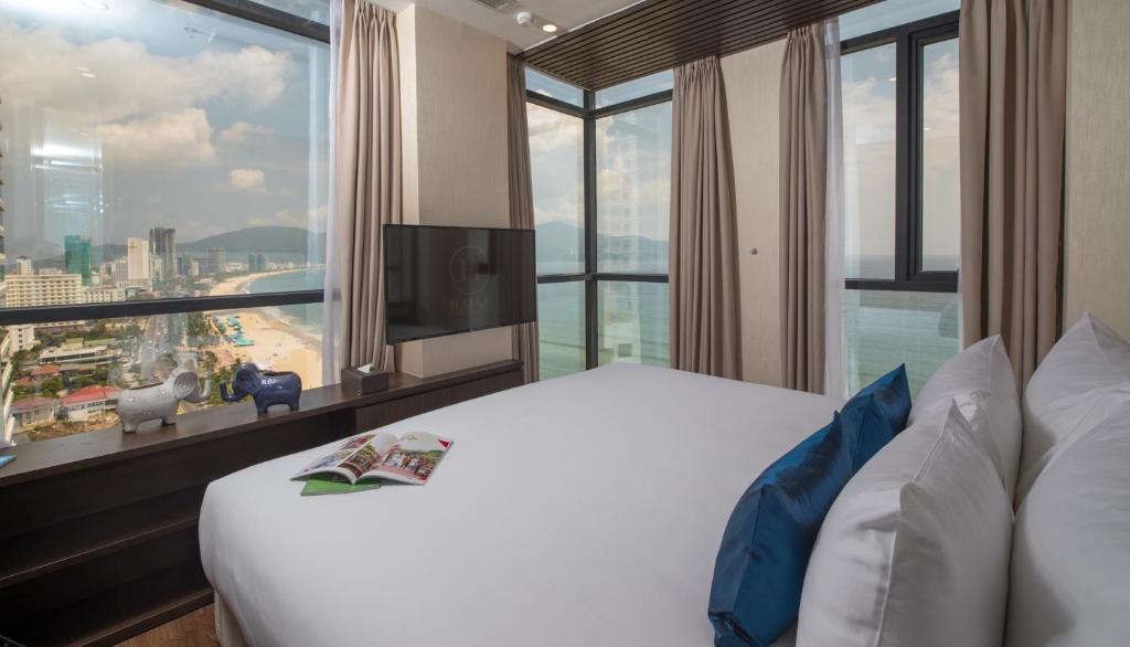 Апартаменты (Специальное предложение - Апартаменты с 3 спальнями) отеля HAIAN Beach Hotel & Spa, Дананг