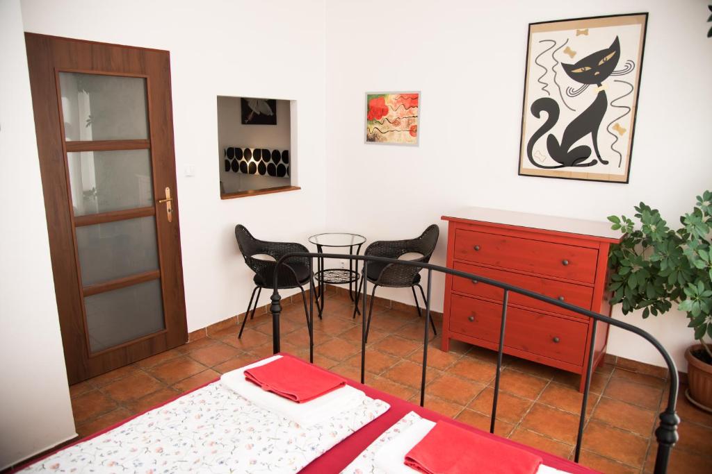 Двухместный (Двухместный номер с 1 кроватью и собственной ванной комнатой) гостевого дома Pension 15, Прага