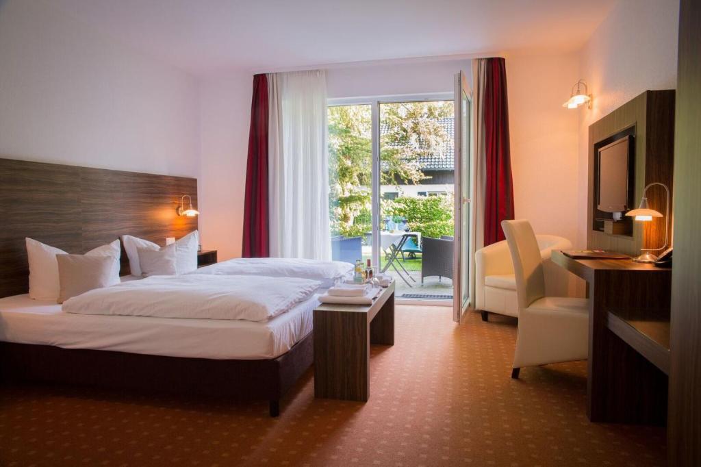 Двухместный (Двухместный номер с 1 кроватью и террасой) отеля Hotel & Restaurant Waldschlösschen, Кириц