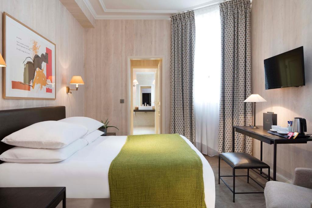Двухместный (Двухместный номер «Престиж» с 1 кроватью - Со стороны двора) отеля Hôtel du Danube Saint Germain, Париж