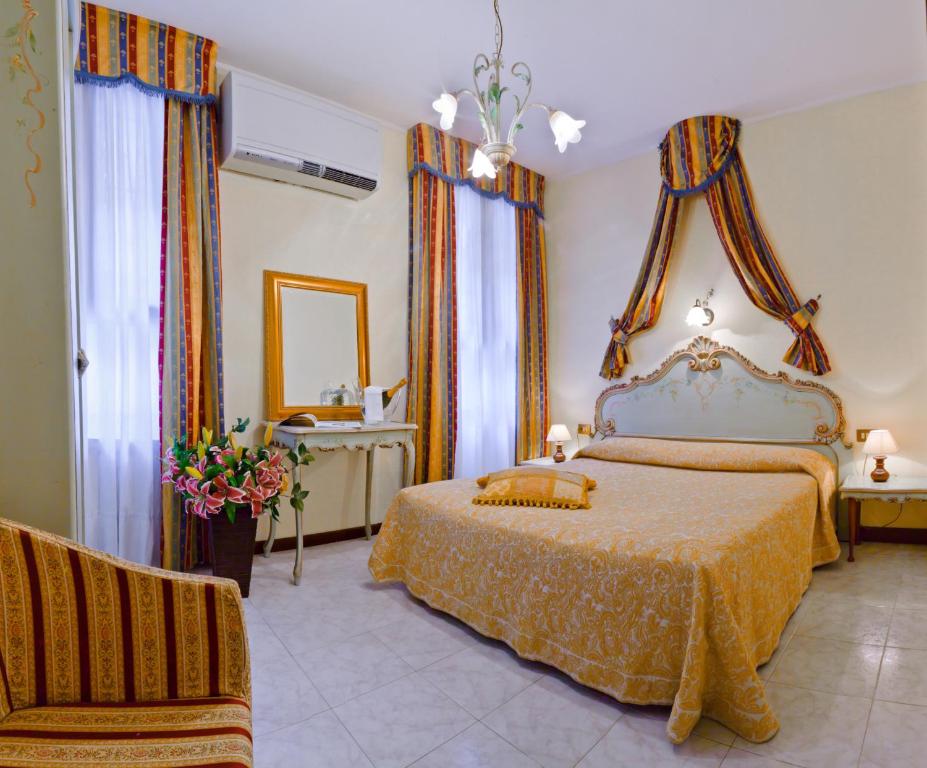 Двухместный (Двухместный номер с 1 кроватью) отеля Hotel Henry, Венеция