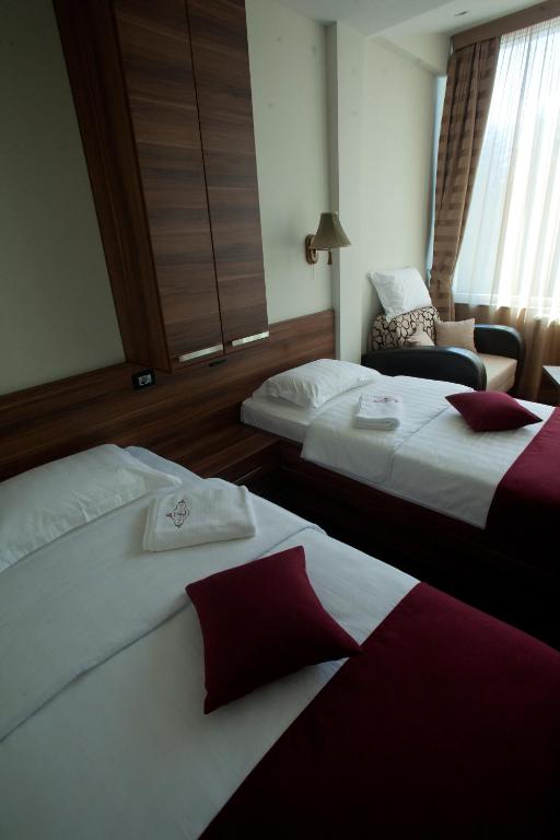 Двухместный (Двухместный номер с 2 отдельными кроватями) отеля Hotel Luka's, Колашин