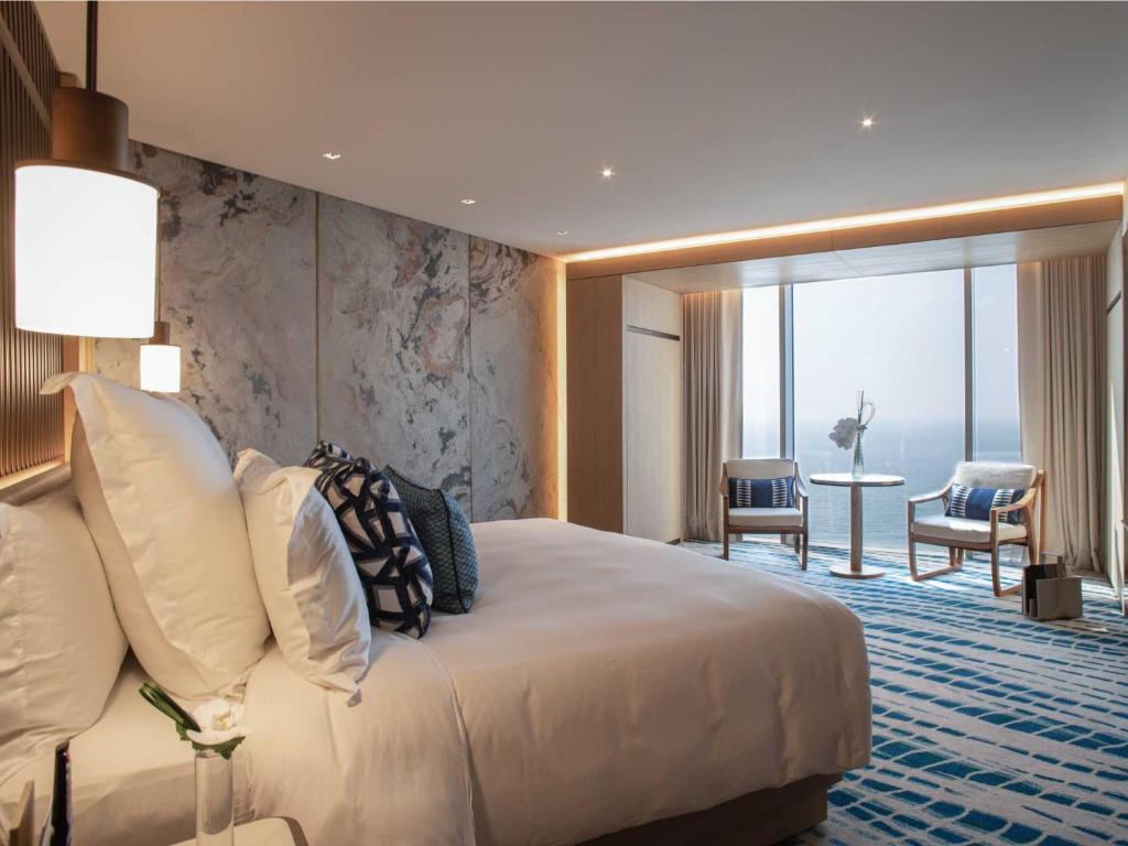 Двухместный (Номер Делюкс, вид на океан — Доступ в аквапарк Wild Wadi Waterpark™) курортного отеля Jumeirah Beach Hotel, Дубай