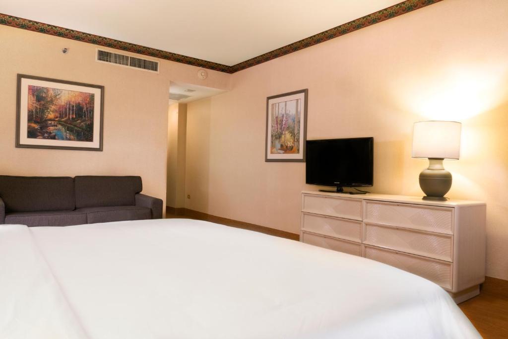 Двухместный (Стандартный номер) отеля Holiday Inn Express - Monterrey - Tecnologico, Монтеррей