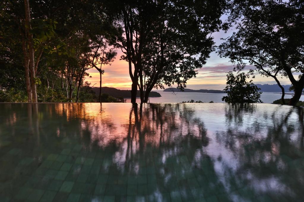 Вилла (Вилла Temoyong) виллы Ambong Pool Villas - Private Pool, Лангкави