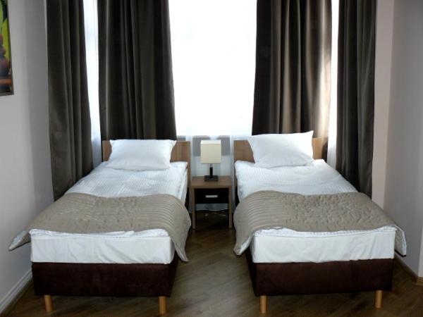 Двухместный (Двухместный номер с 1 кроватью или 2 отдельными кроватями) семейного отеля Victoria, Мендзыздрое