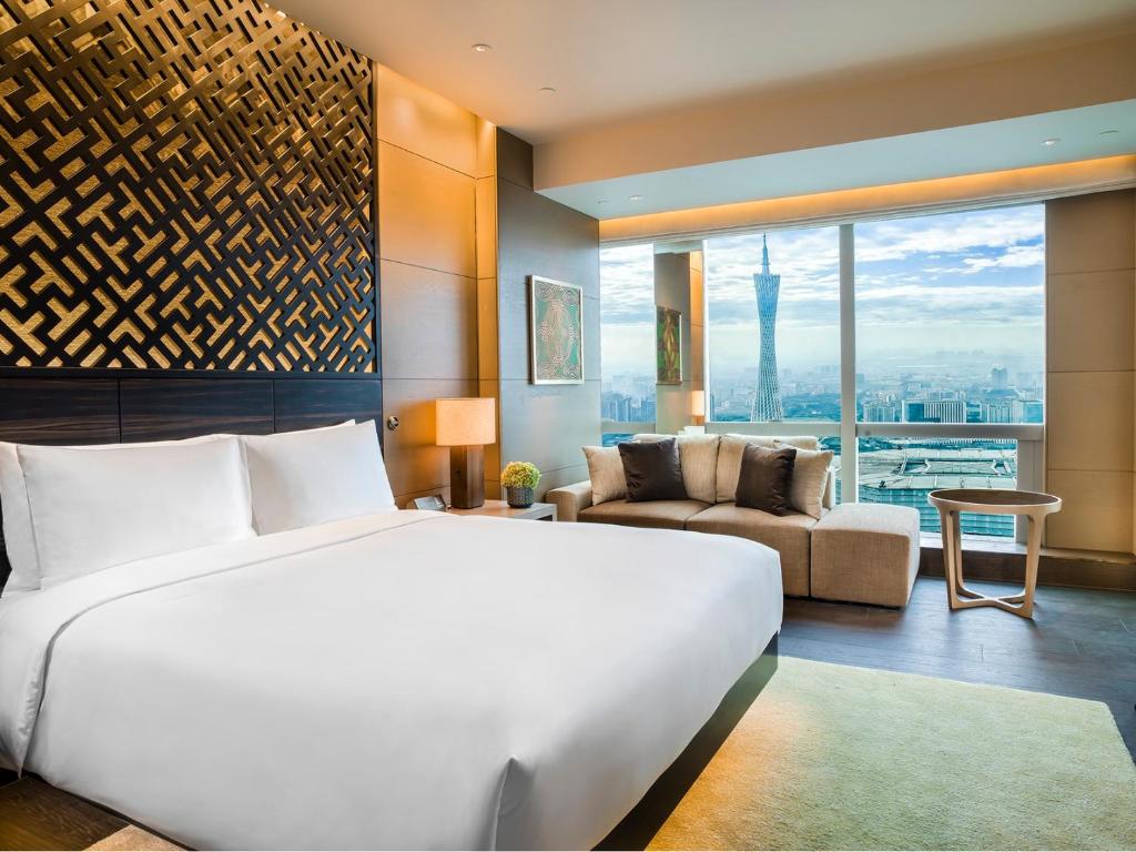 Сьюит (Tower View Suite), Park Hyatt Guangzhou