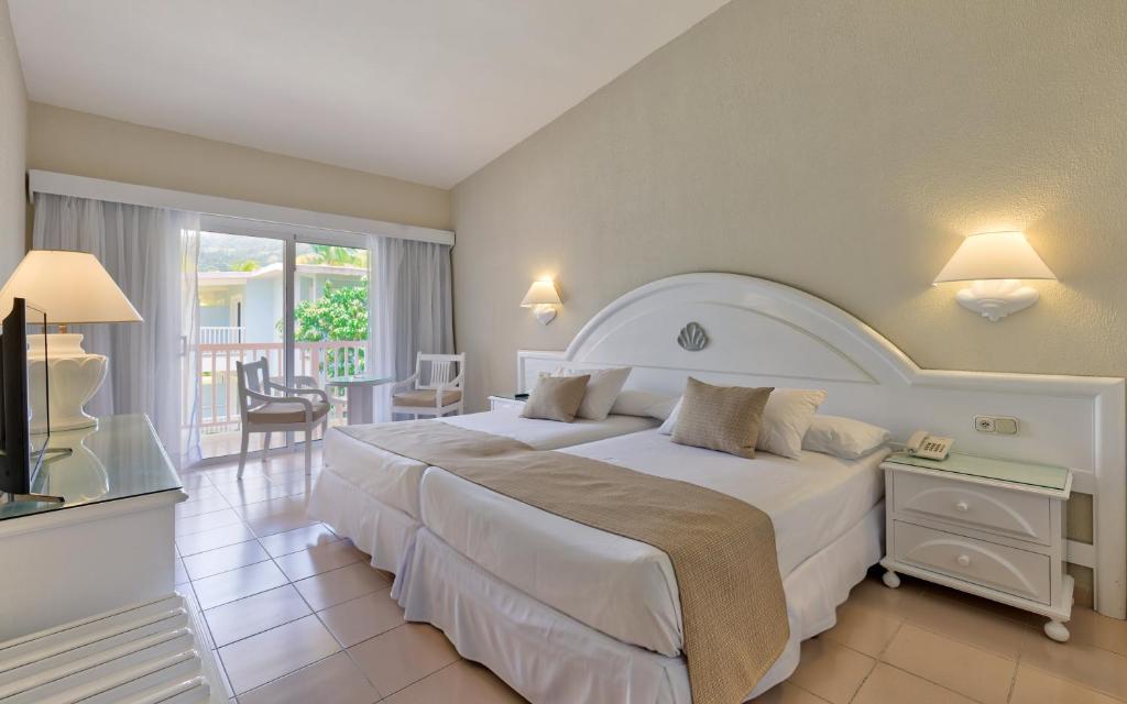 Двухместный (Улучшенный номер (для 2 взрослых)) отеля Playabachata Resort, Сан-Фелипе-де-Пуэрто-Плата
