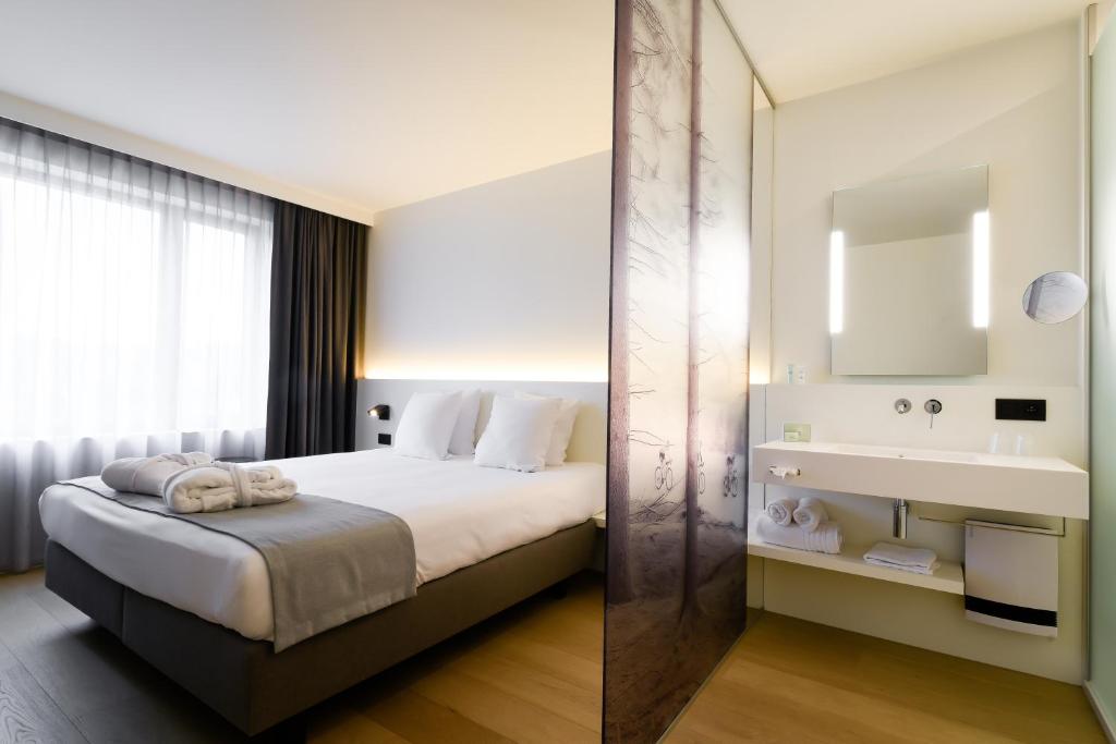 Двухместный (Двухместный номер с 1 кроватью или 2 отдельными кроватями) отеля R hotel experiences, Льеж
