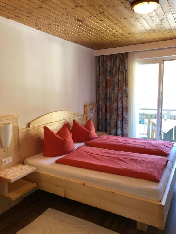 Двухместный (Двухместный номер с 1 кроватью и общей ванной комнатой) отеля Pension & Ferienwohnung Dullnig, Мальта, Каринтия
