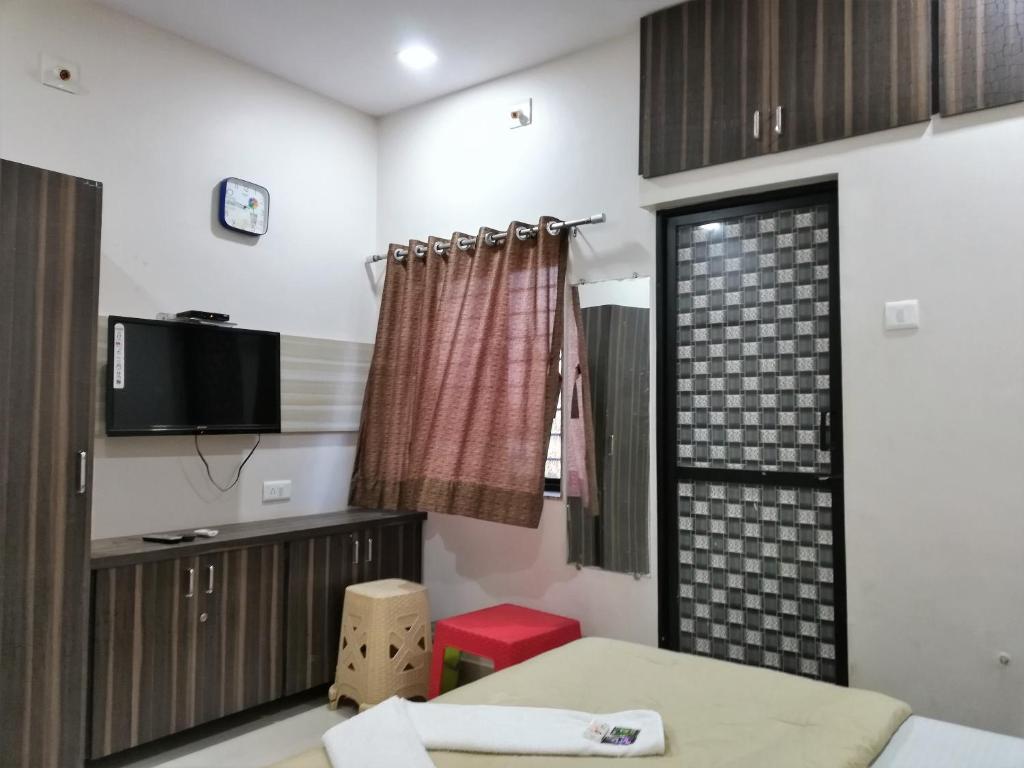 Двухместный (Двухместный номер с 1 кроватью) отеля Hotel Swad Sagar, Бхудж