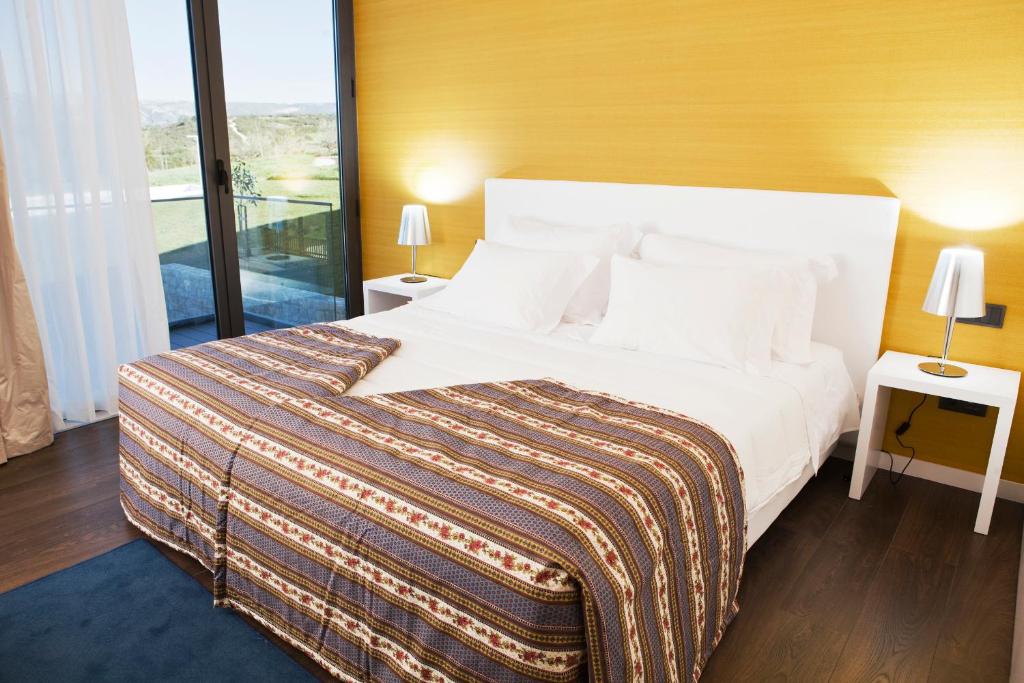 Двухместный (Двухместный номер с 1 кроватью, пакет спа-процедур) отеля Real Abadia, Congress & Spa Hotel, Алкобаса