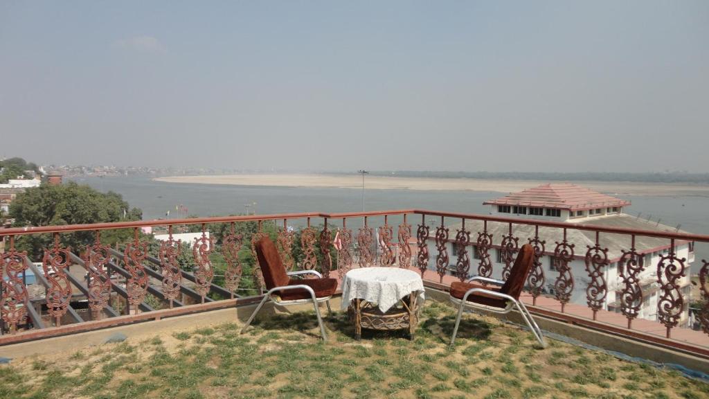 Двухместный (EXCLUSIVE 360 RIVER VIEW GARDEN TERRACE), Hotel Temple On Ganges